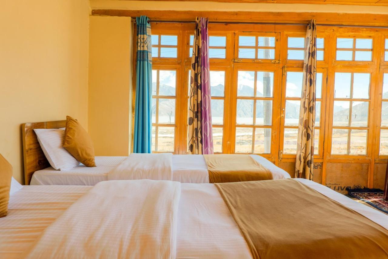 Astrostays At Pangong Spangmik Экстерьер фото